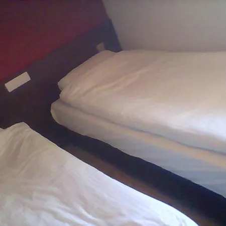 Apartament 1 Bed - Sleeps 4 - Pets - Pool - Mtn Views Bansko